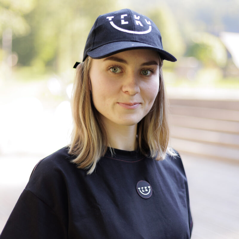 Kšiltovka TEKY basic s kovovou přeskou